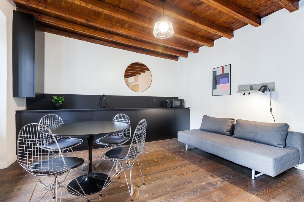 Apartment - Downtown Mailand